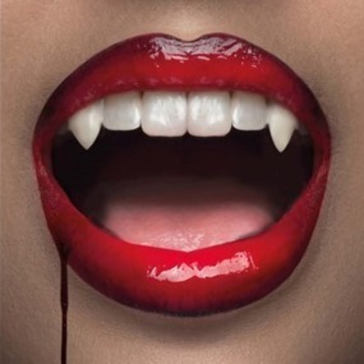 Colmillos de Vampiro Retráctiles