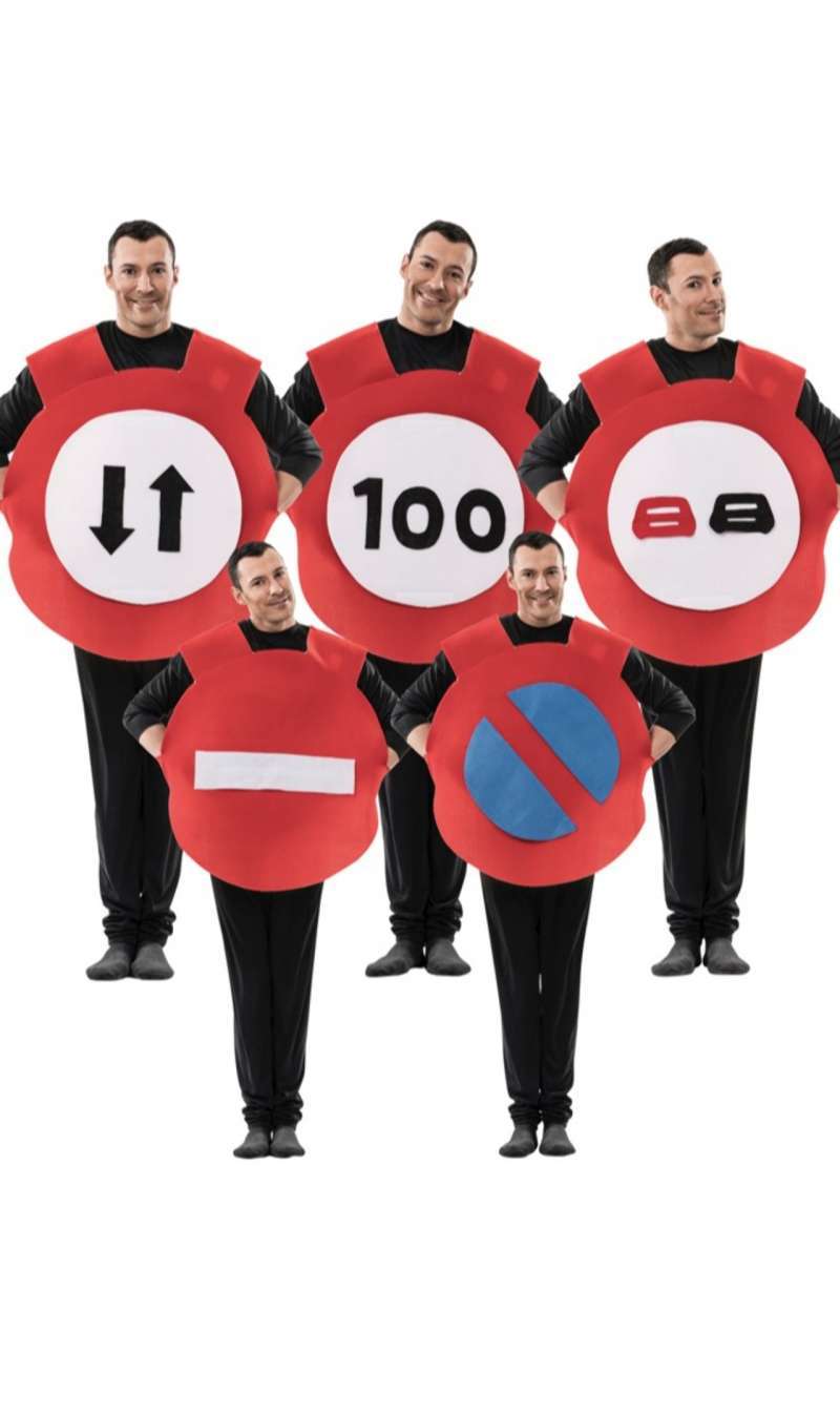 Disfraces en grupo de Tráfico